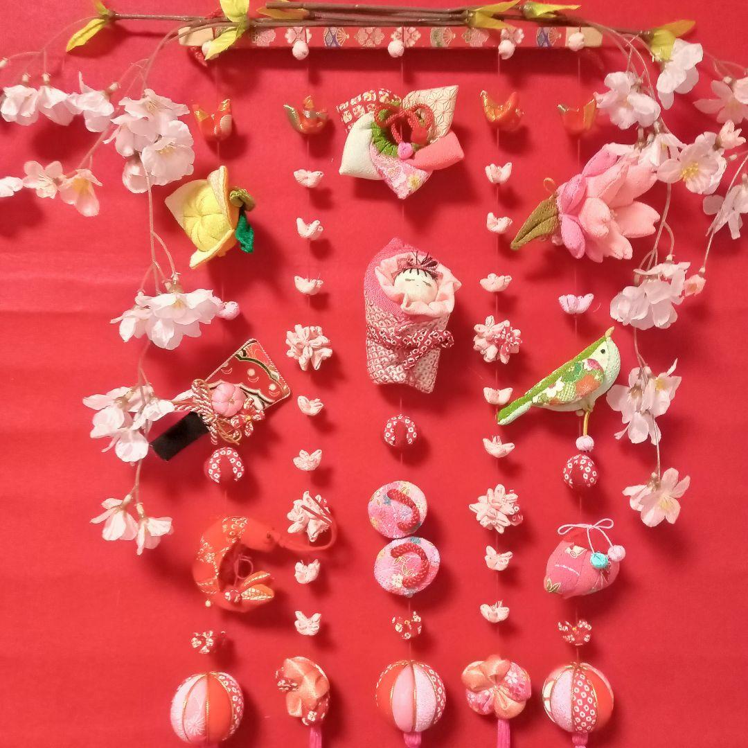 ちりめん細工♪ふんわりピンクのつるし飾り