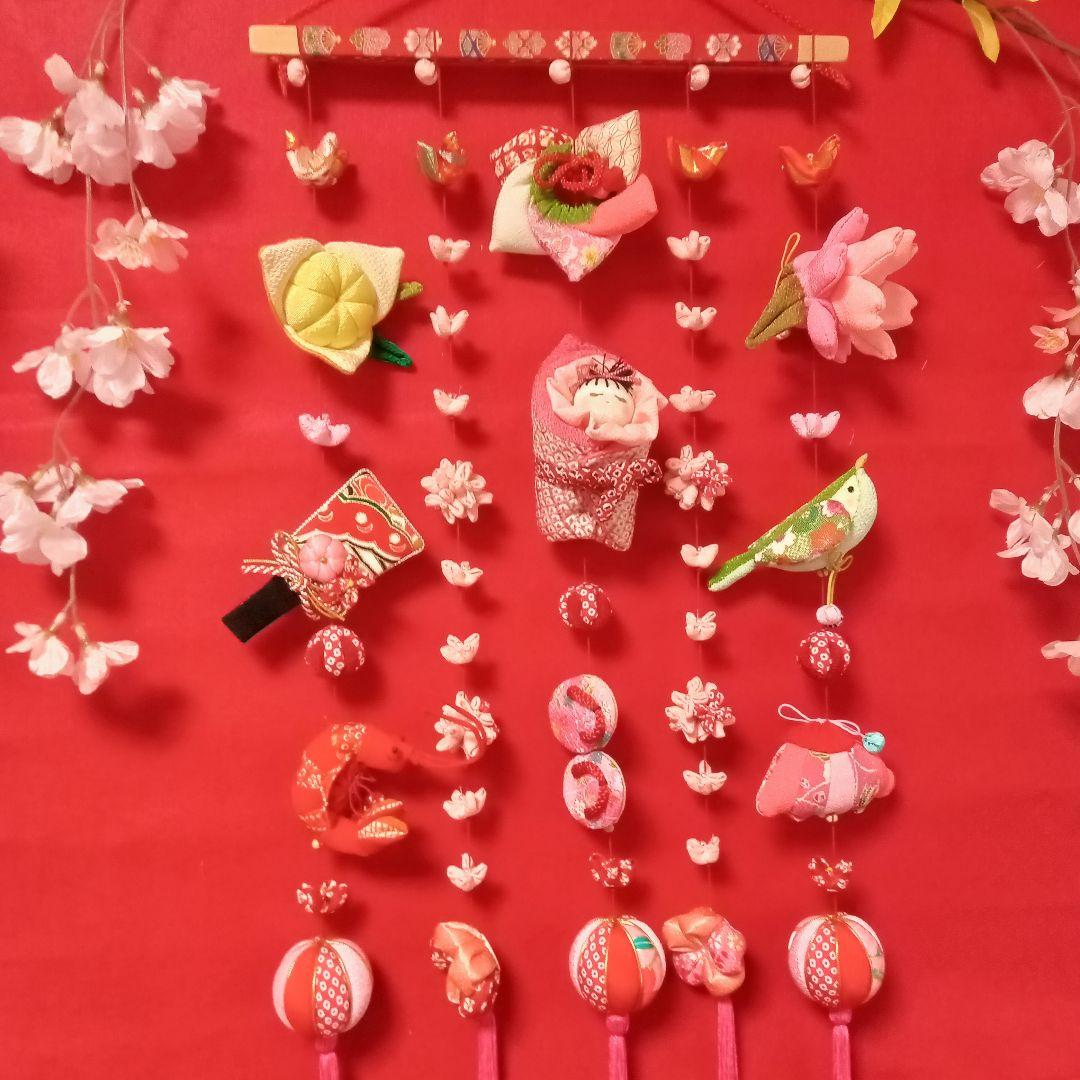 ちりめん細工♪ふんわりピンクのつるし飾り