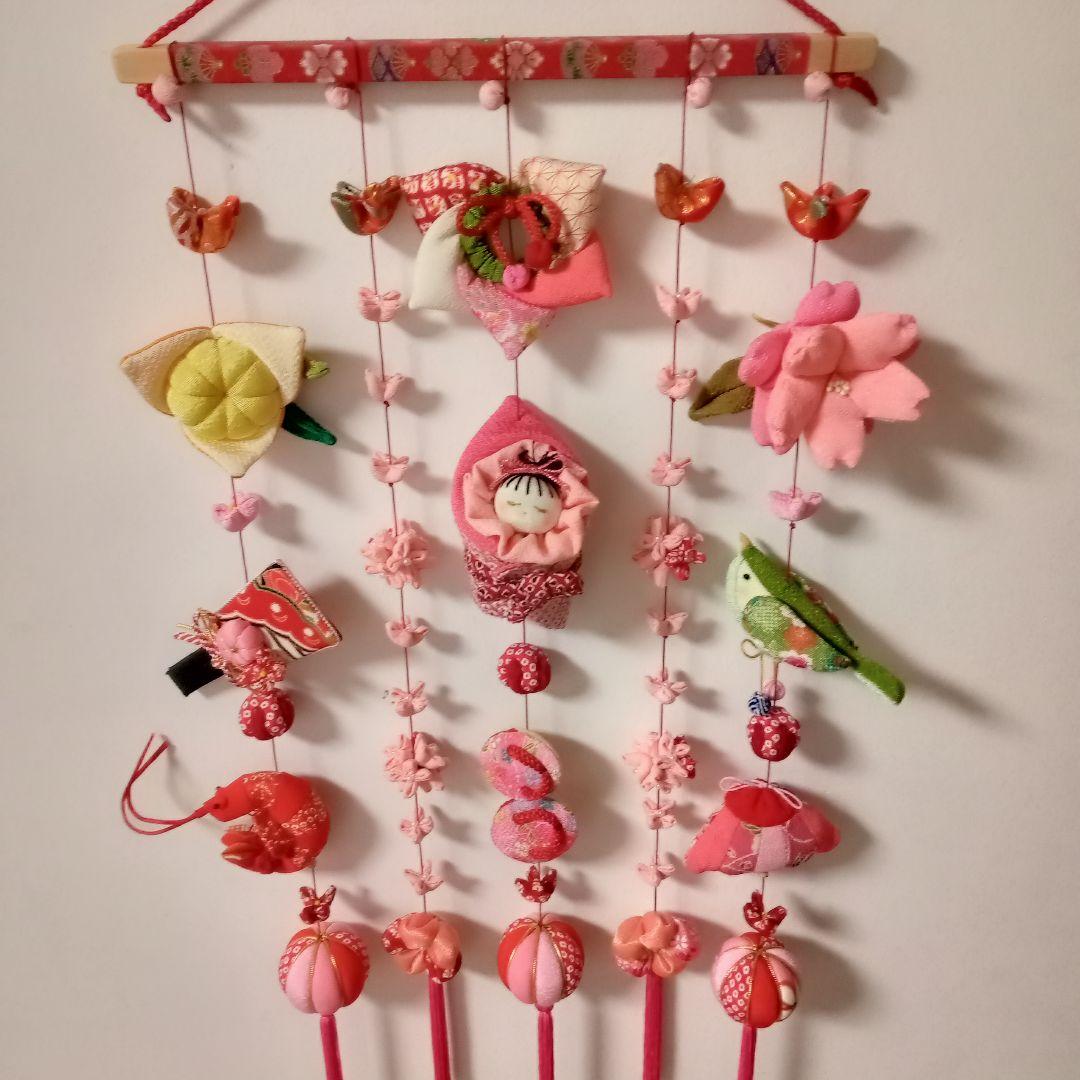 ちりめん細工♪ふんわりピンクのつるし飾り