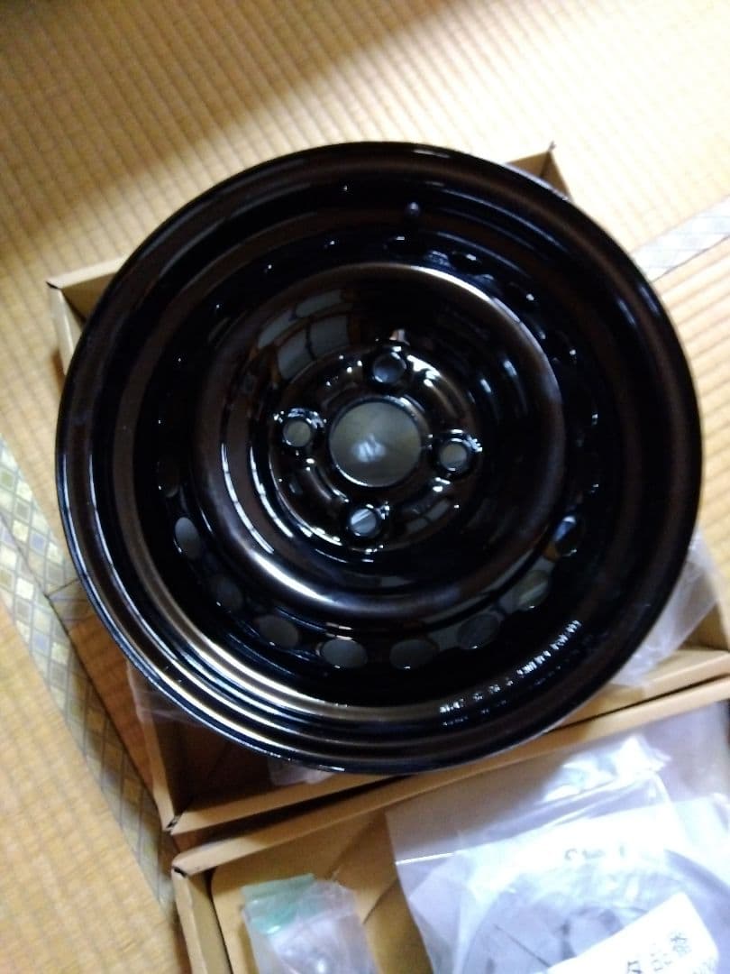 ホンダ　Nbox JOY 純正ホイール　14インチ