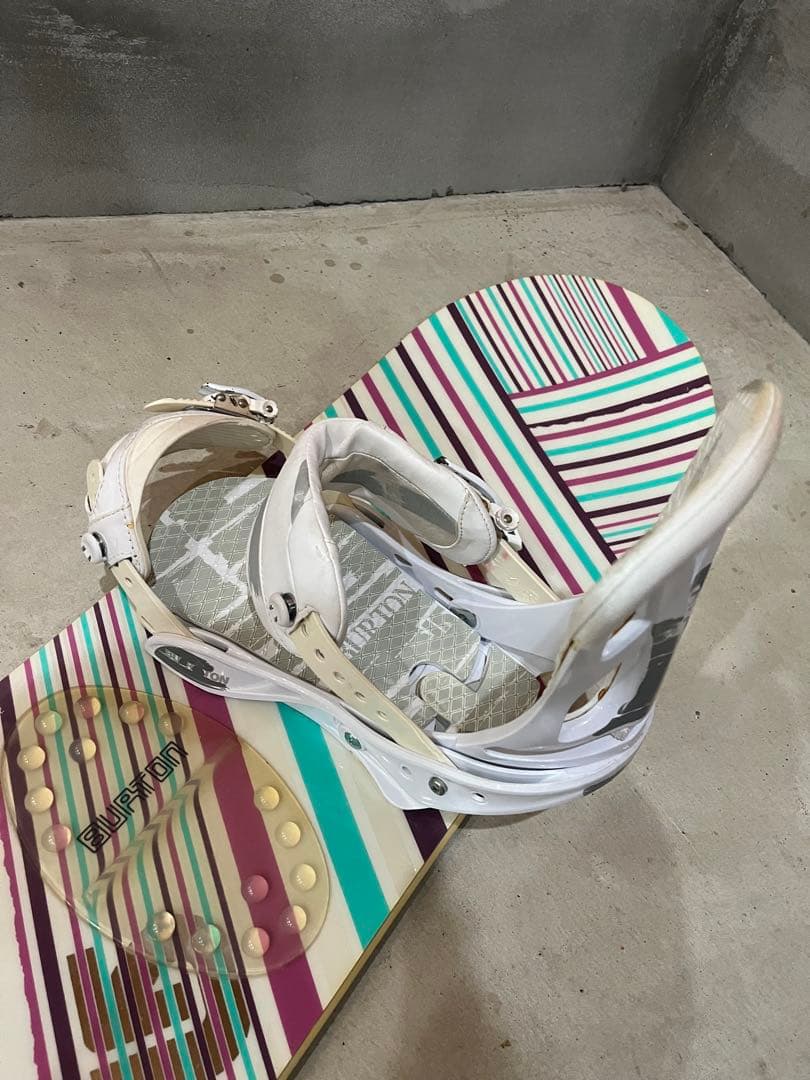 BURTON FEATHER 144㎝　ビンディング　BURTON 即日発送可能