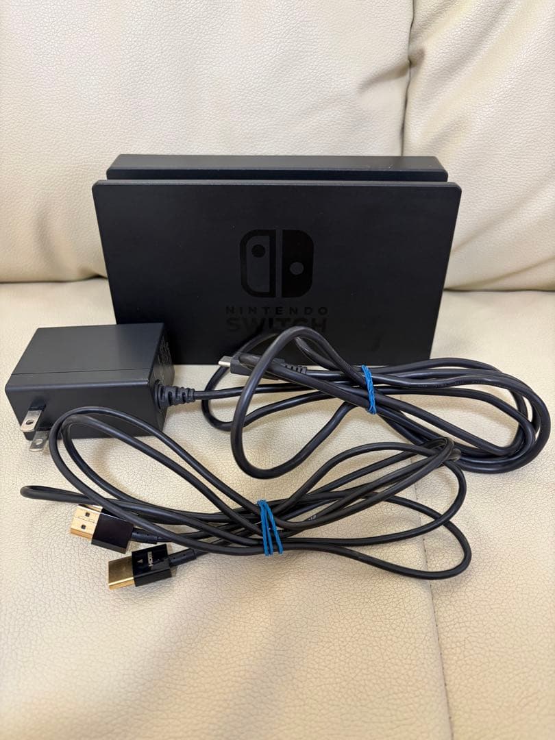 Nintendo Switch ネオンブルー/レッド 本体 + ゲーム3本