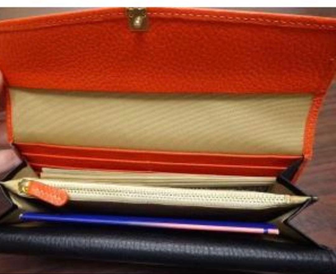 革匠　谷中の本革長財布「最終値下げ」