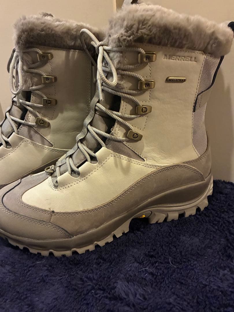 美品MERRELLサーモ レア ミッド waterproof vibram 24