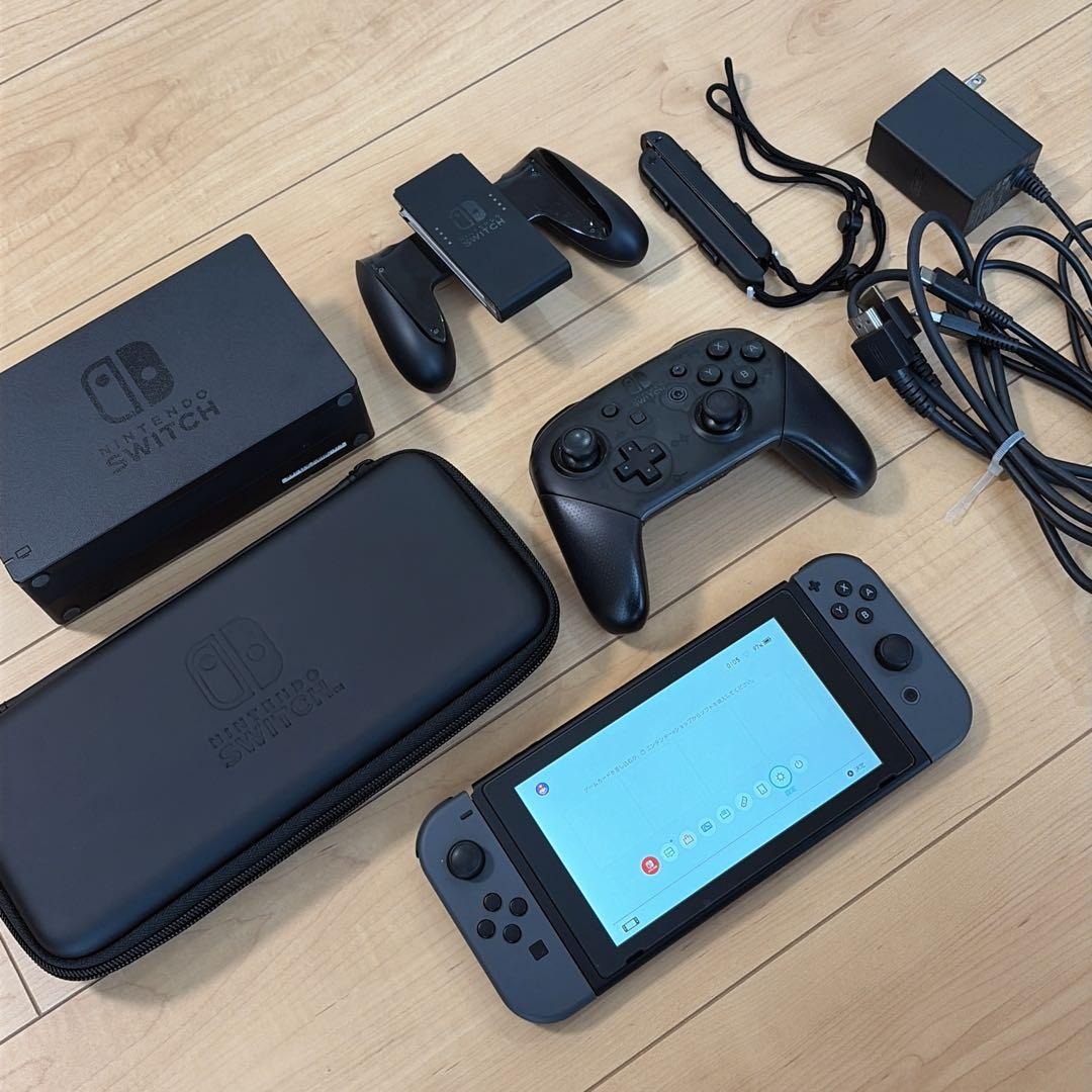任天堂Switch 本体+プロコン+SDカード(64GB)