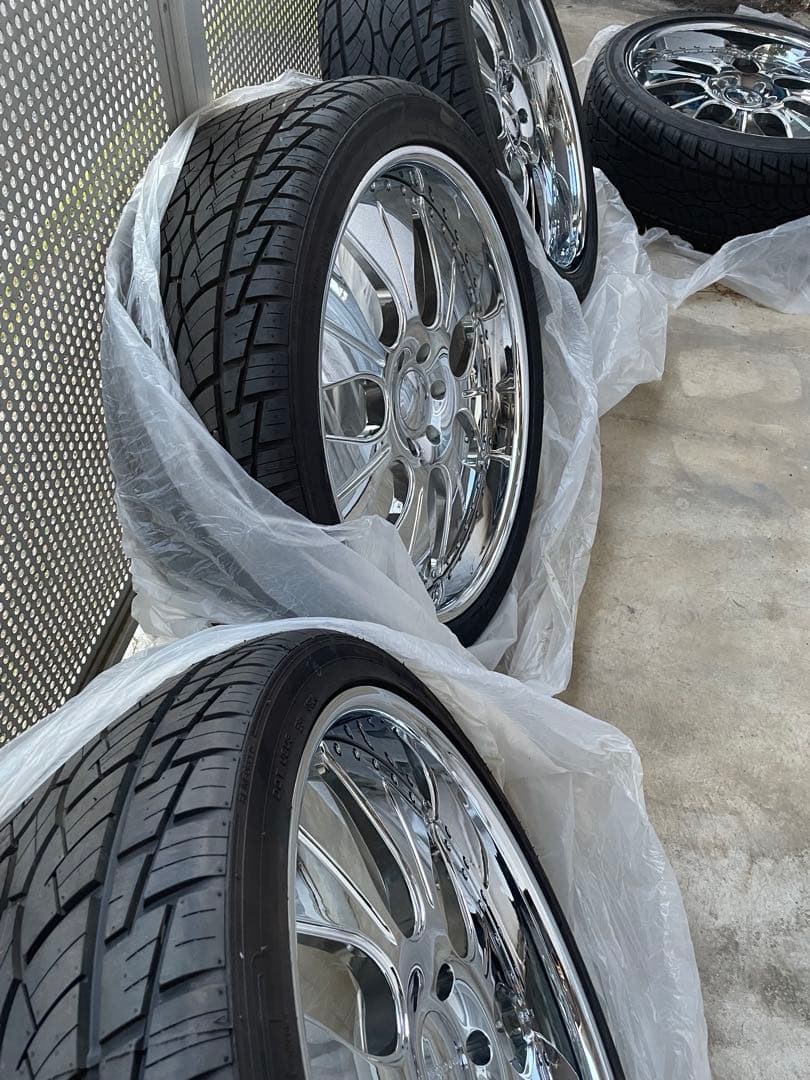 シンボリック　アルミホイール　24インチ