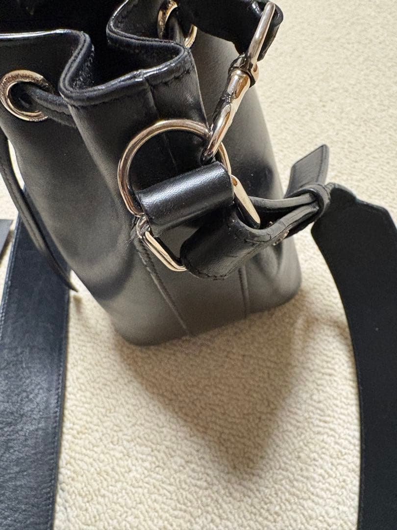 SAINT LAURENT サンローラン エマニュエルバケット スタッズバッグ