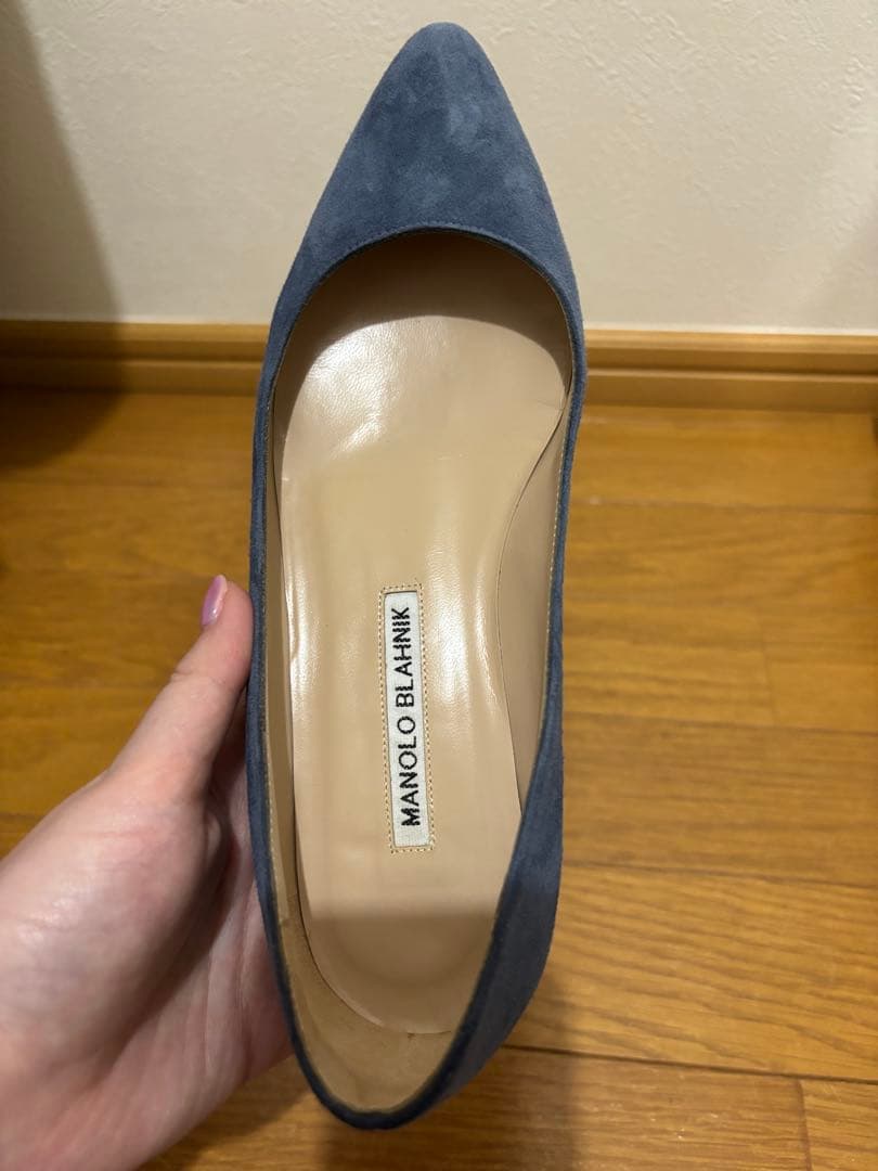 MANOLO BLAHNIK ポインテッドトゥ スエードレザーフラットシューズ