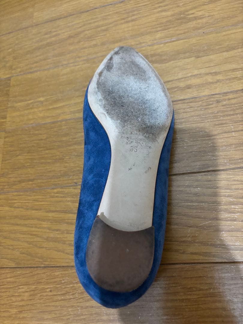 MANOLO BLAHNIK ポインテッドトゥ スエードレザーフラットシューズ