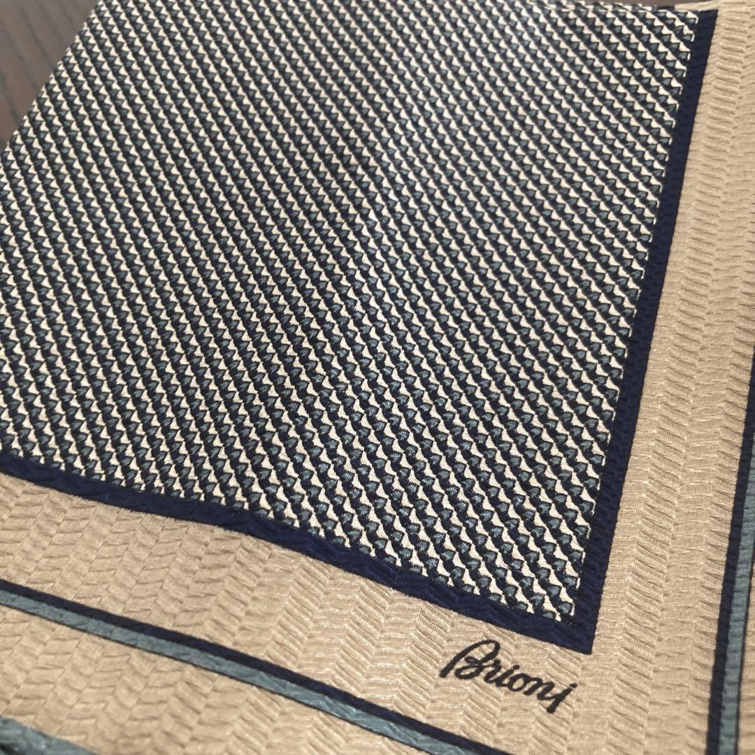新品！ ブリオーニ Brioni マイクロモチーフ ポケットチーフ 9730