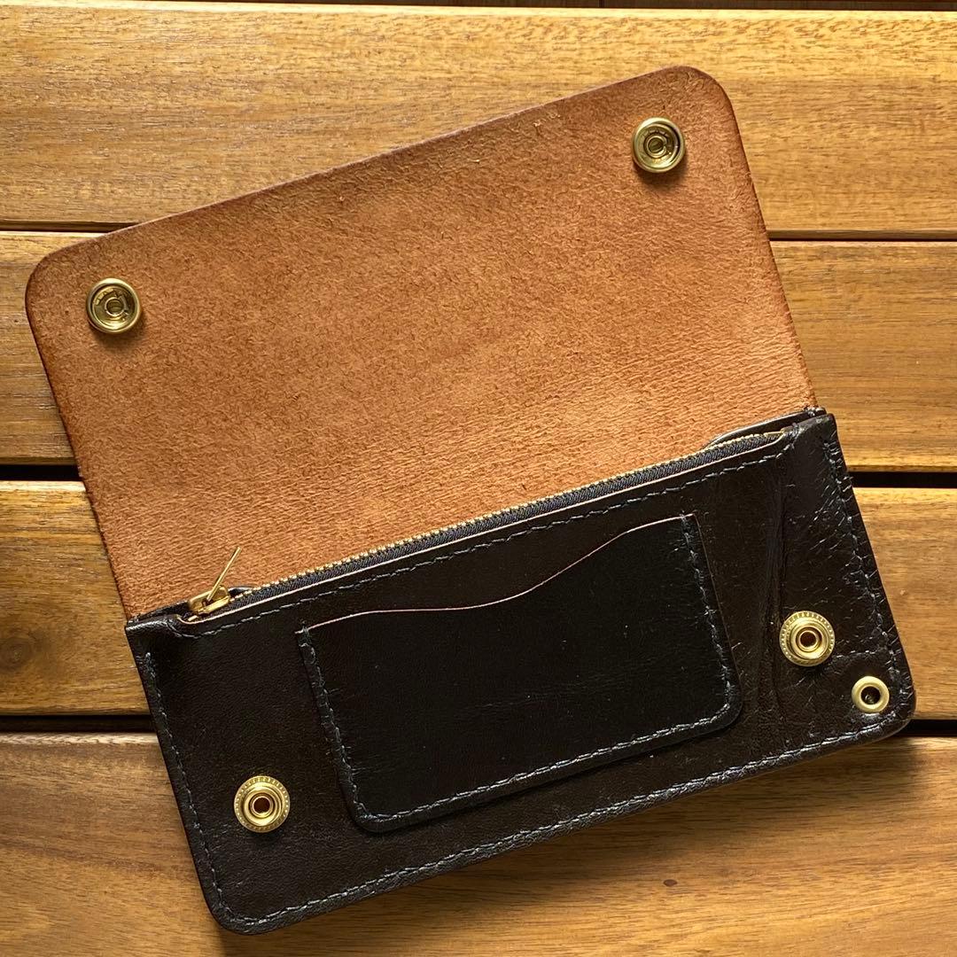 【茶芯・馬革】トラッカーウォレット　ブラック　フラップ短め