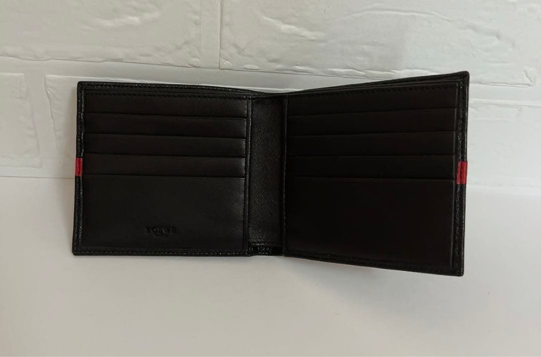 ロエベ　LOEWE 折り財布　ブラック　未使用品　紙幣　カード