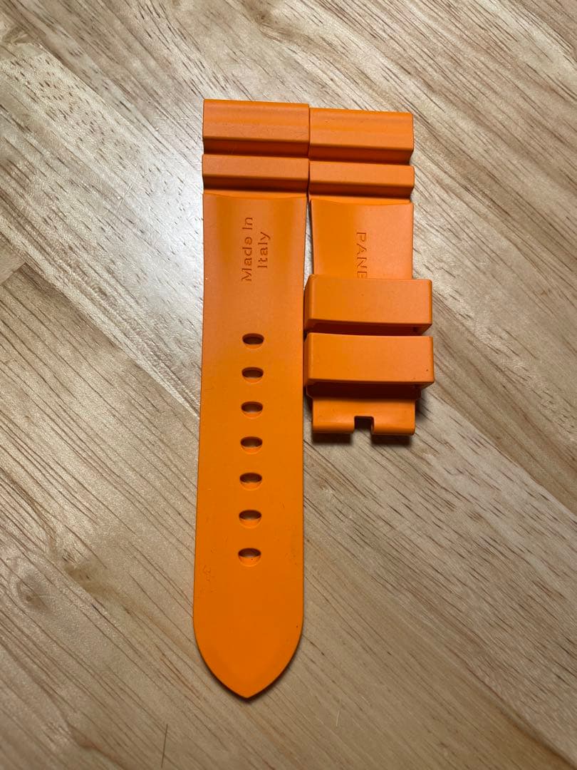 PANERAI オレンジ ラバーベルト 箱付き　44mmルミノール