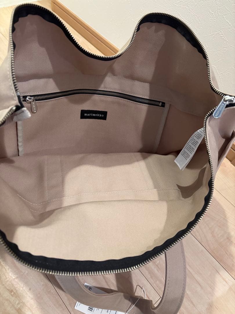 【新品】Marimekko マリメッコ ウーシ マツクリ トートバッグ　ベージュ
