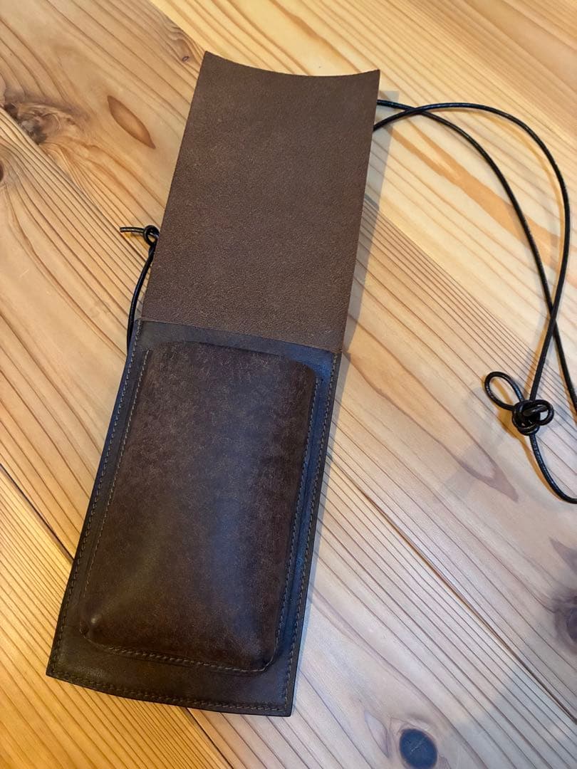 ダブアンドオリーブ　Dove &Olive ポシェット　サコッシュ　ショルダー