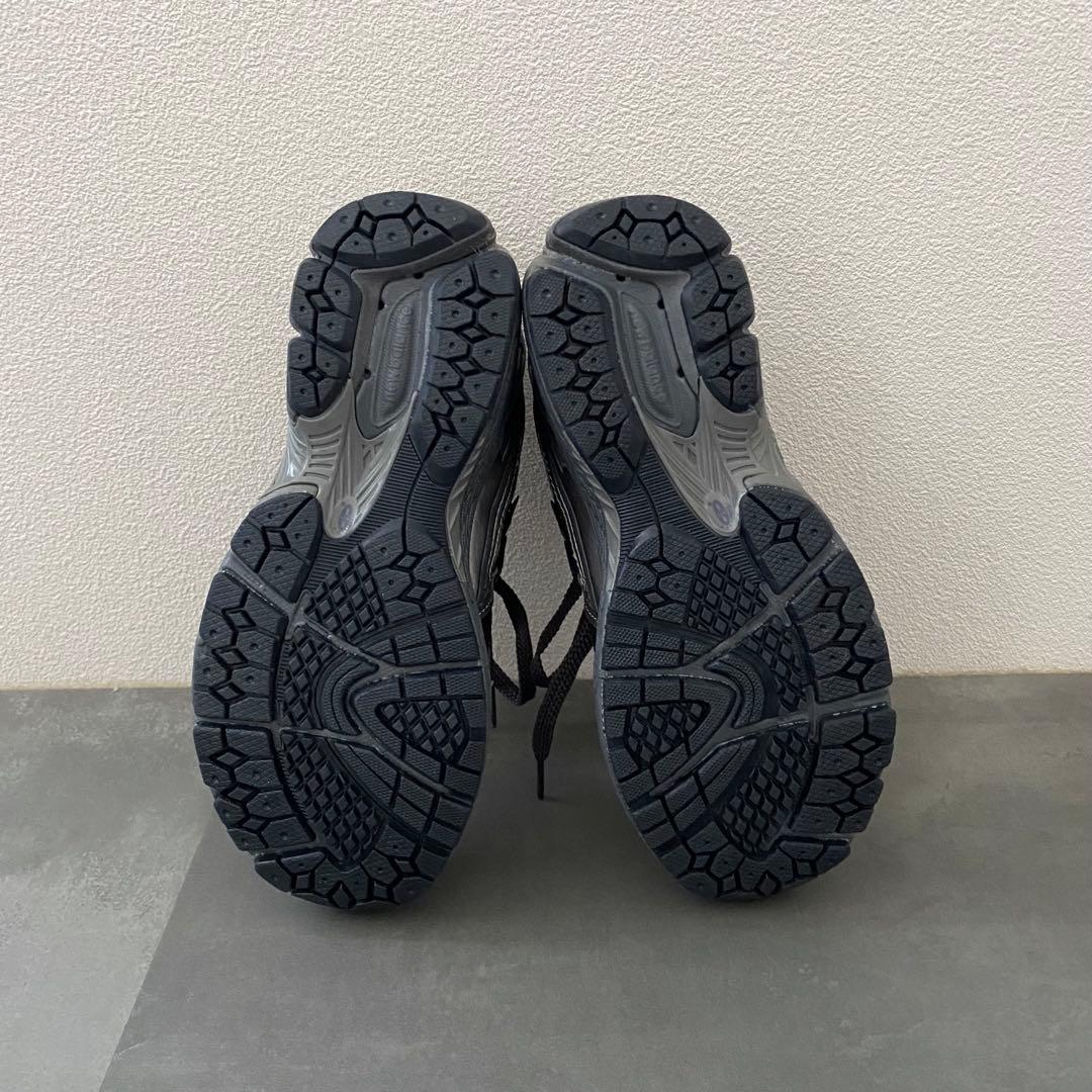 人気　極美品　新品同様　ニューバランス M1906RES 23.5cm