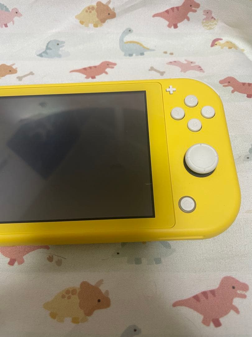 Switch ライト　本体　イエロー