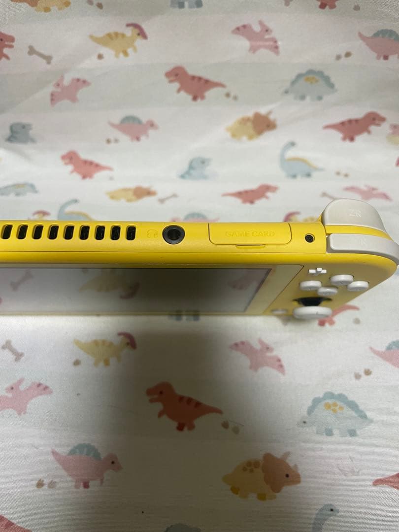 Switch ライト　本体　イエロー