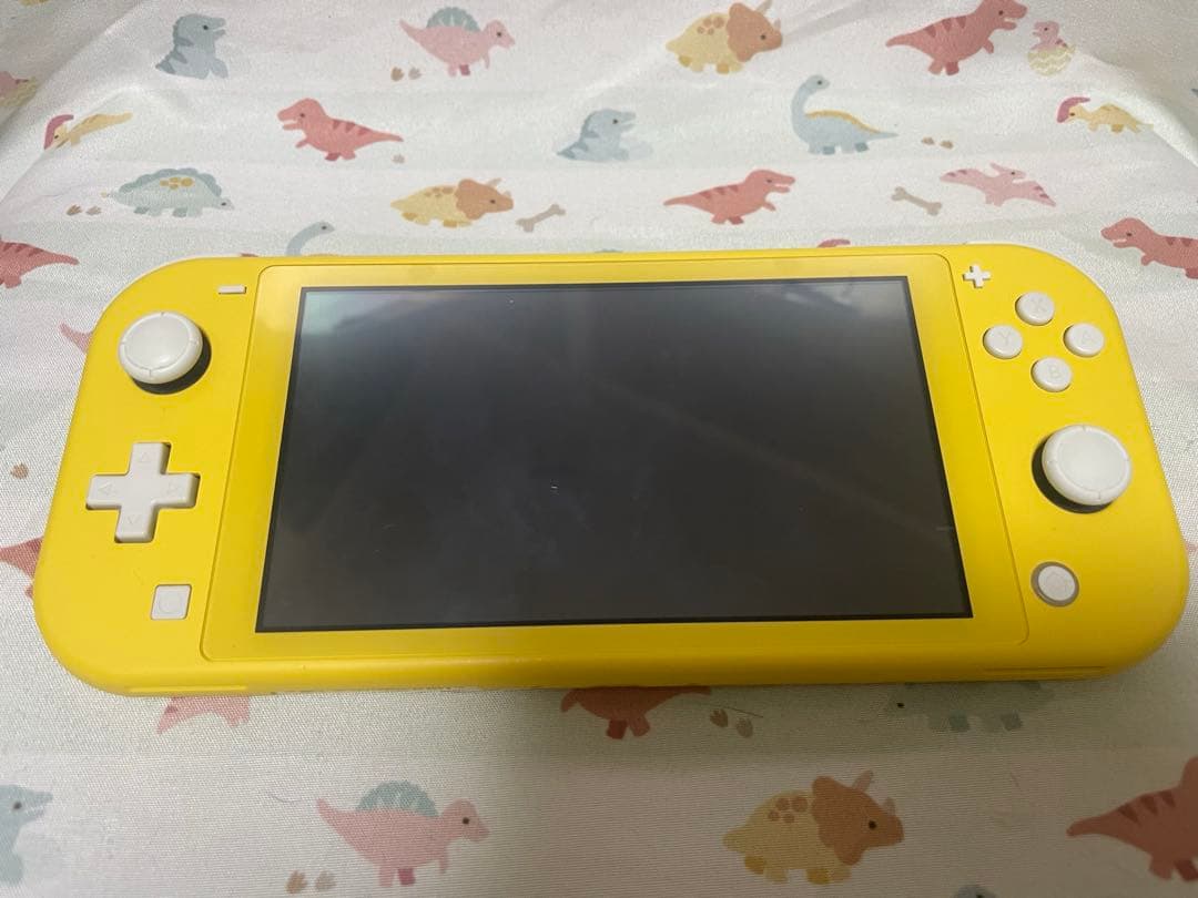 Switch ライト　本体　イエロー