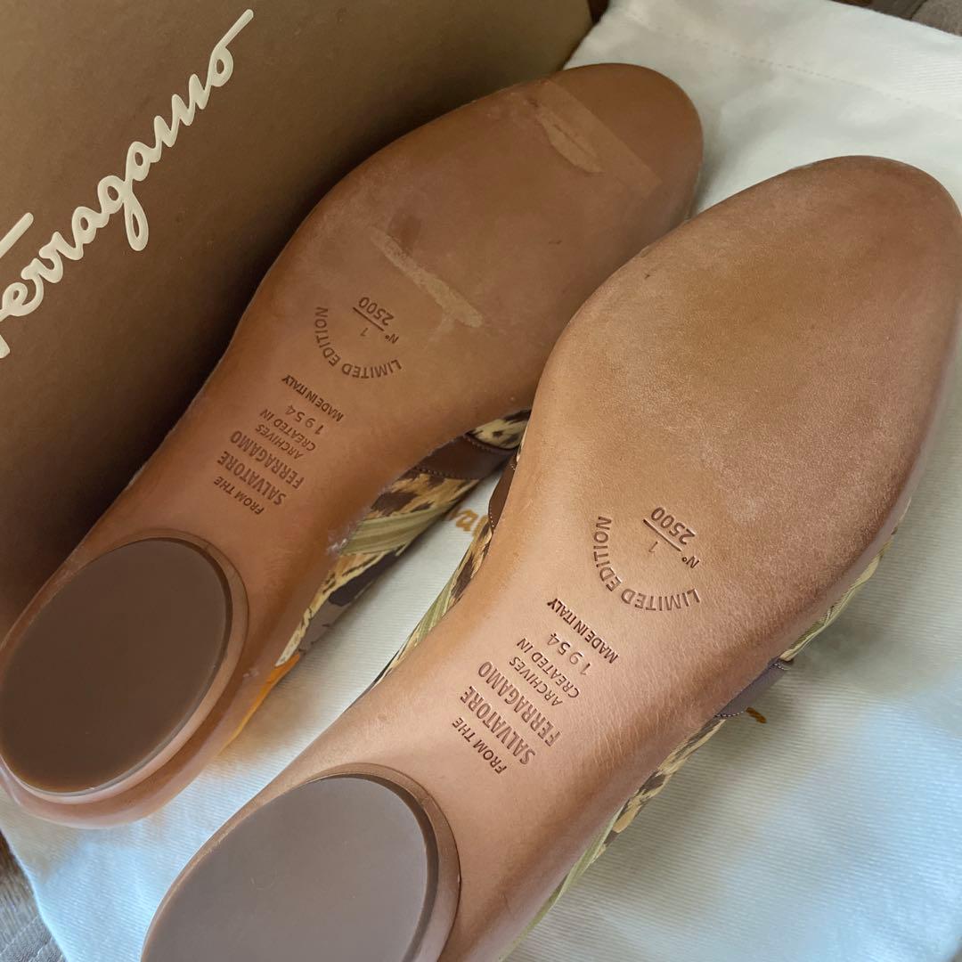 Ferragamo 限定クリエイション　オードリー　37サイズ