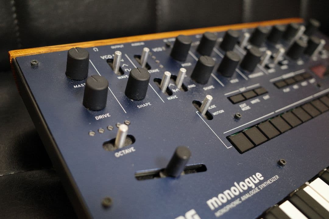 アダプター付き KORG monologue