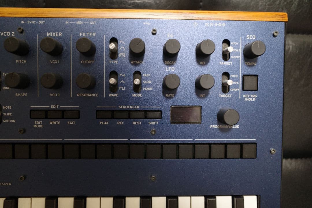 アダプター付き KORG monologue