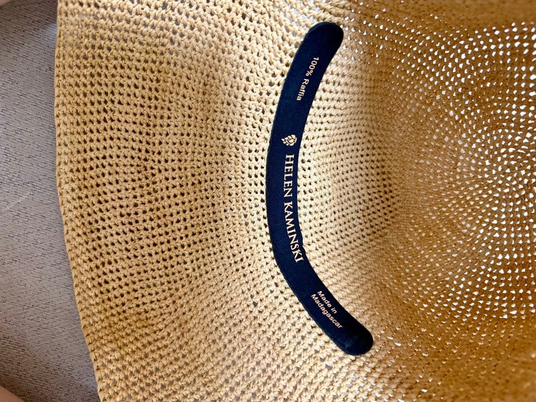 HELENKAMINSKIベージュ 麦わら帽子 リボン付き美品