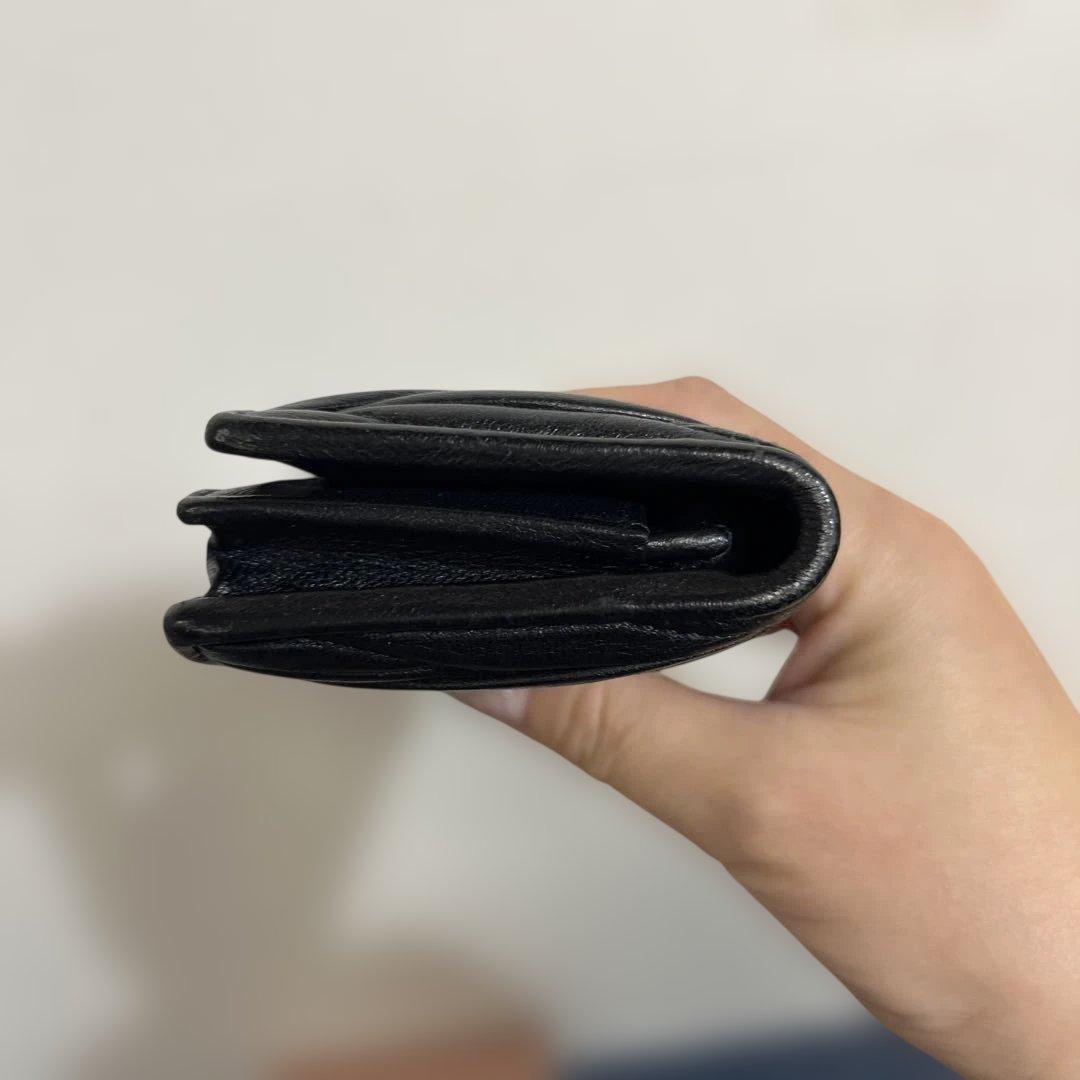 ミュウミュウ カードケース 名刺入れ マテラッセ ロゴ金具 レザー 黒