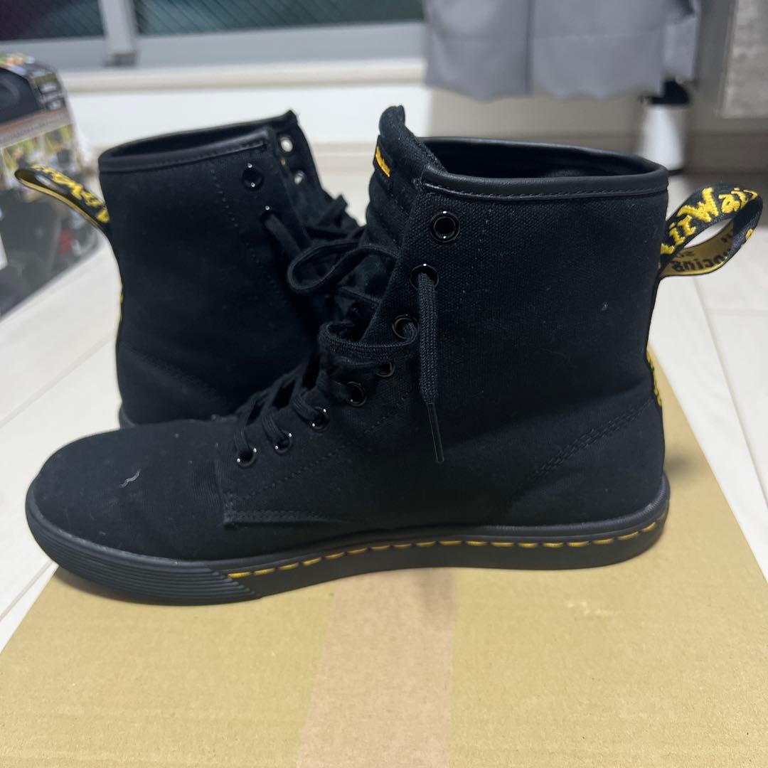 Dr. Martens ブラックハイカットブーツ