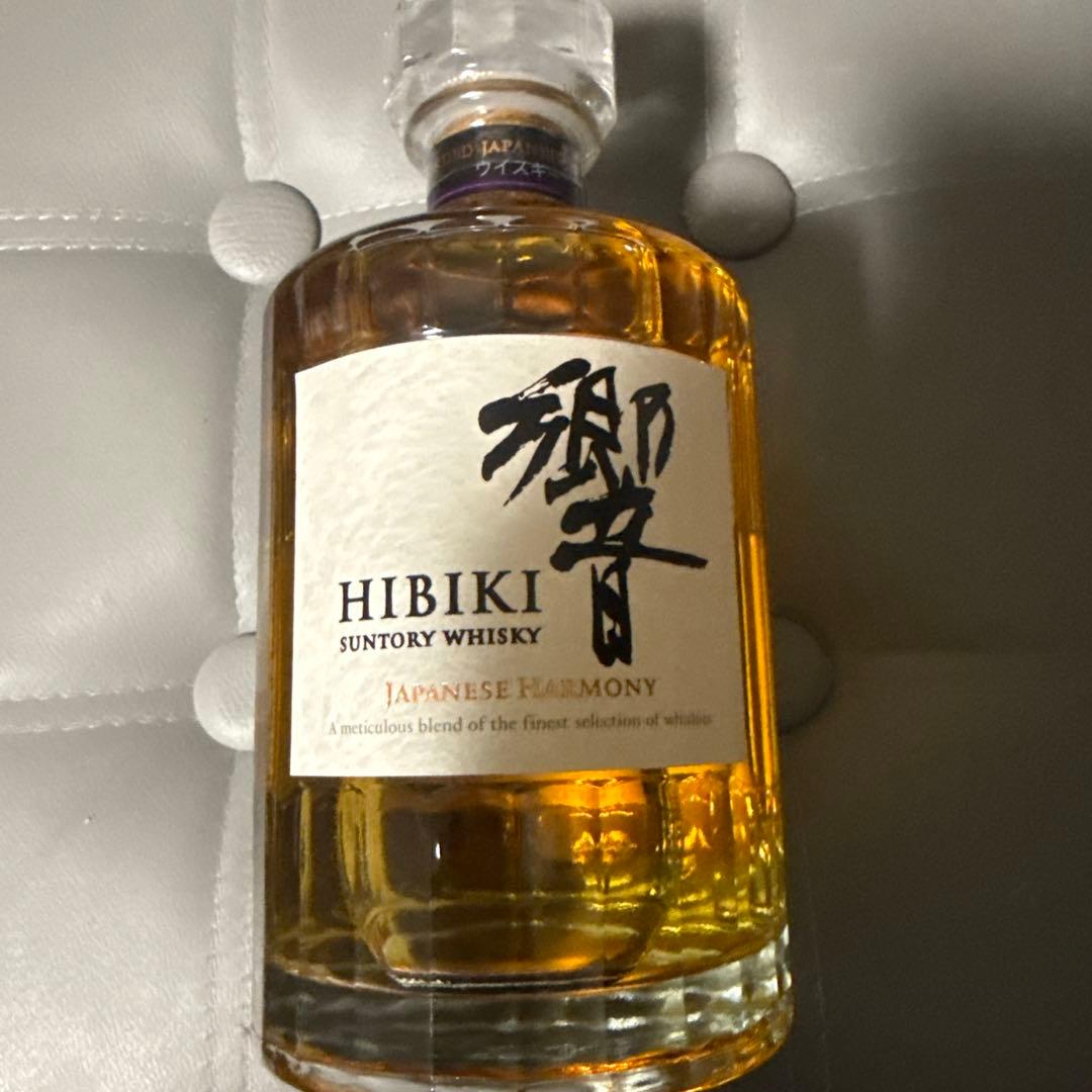 よ*ち様 SUNTORY 響 HIBIKI ウイスキー 未開封 700ml