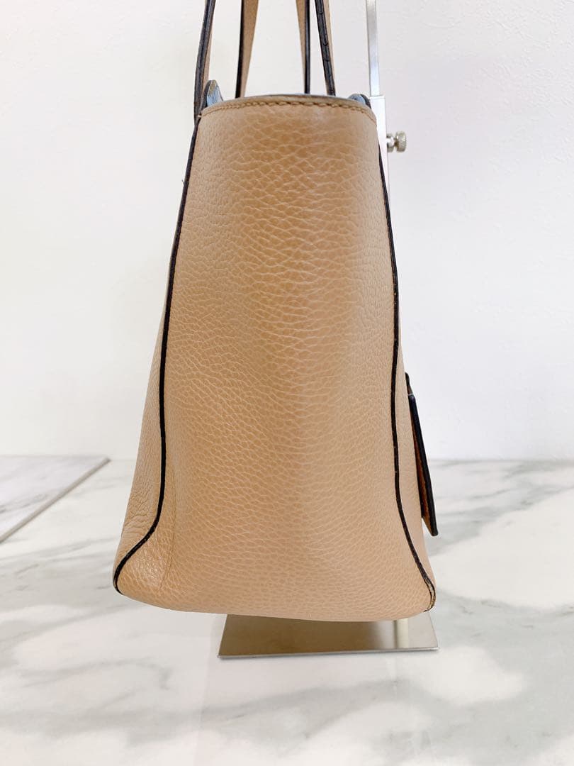 ＋グッチ　スウィング　バイカラー　トートバッグ　カーフスキン　レザー　ブラウン