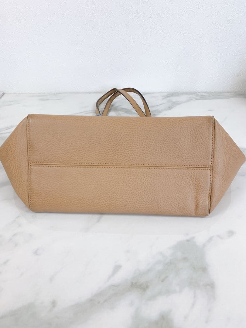 ＋グッチ　スウィング　バイカラー　トートバッグ　カーフスキン　レザー　ブラウン