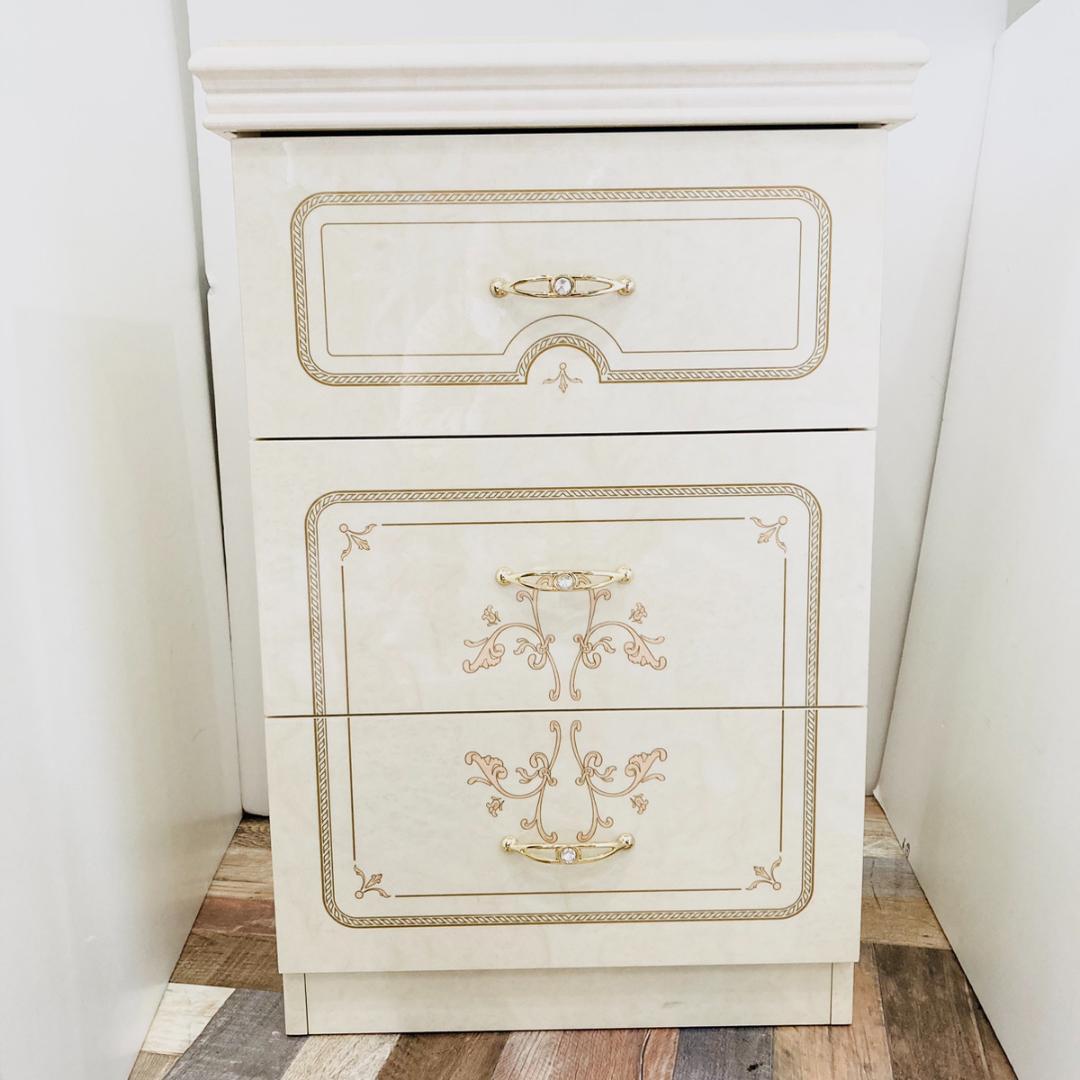 Saltarelli サルタレッリ Mobili フローレンス3段ナイトチェスト