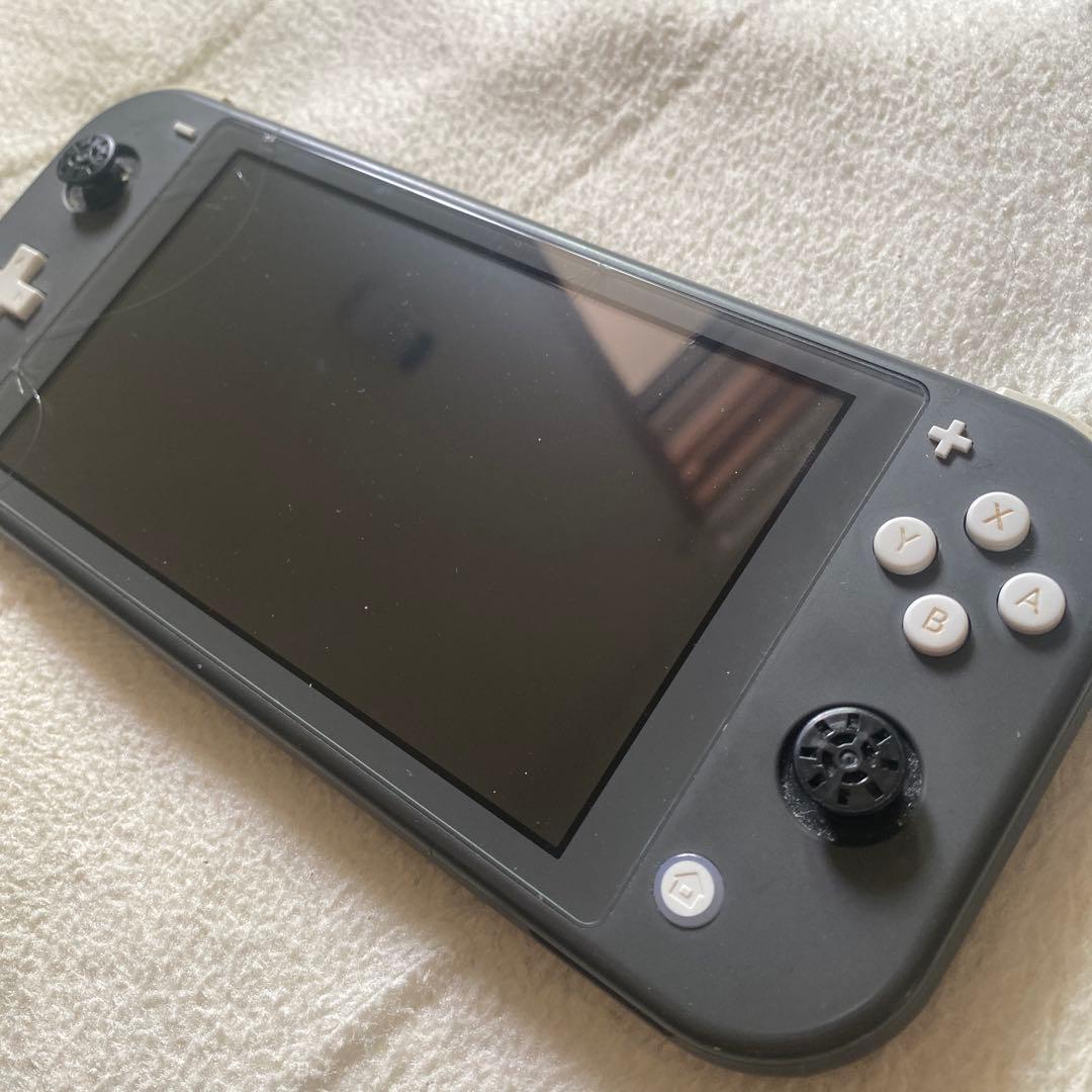 Nintendo Switch Lite グレー ひび割れあり