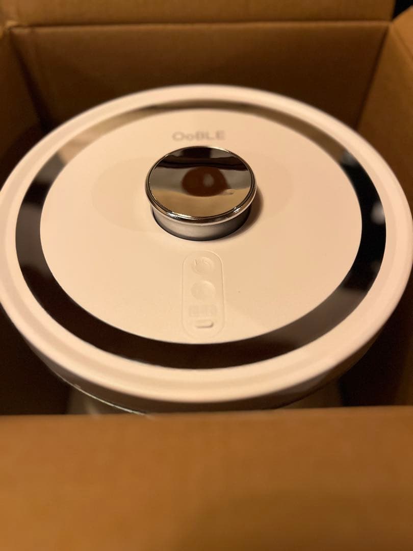 OOBLE 真空保存容器 ホワイト ステンレス【故障あり ジャンク品】