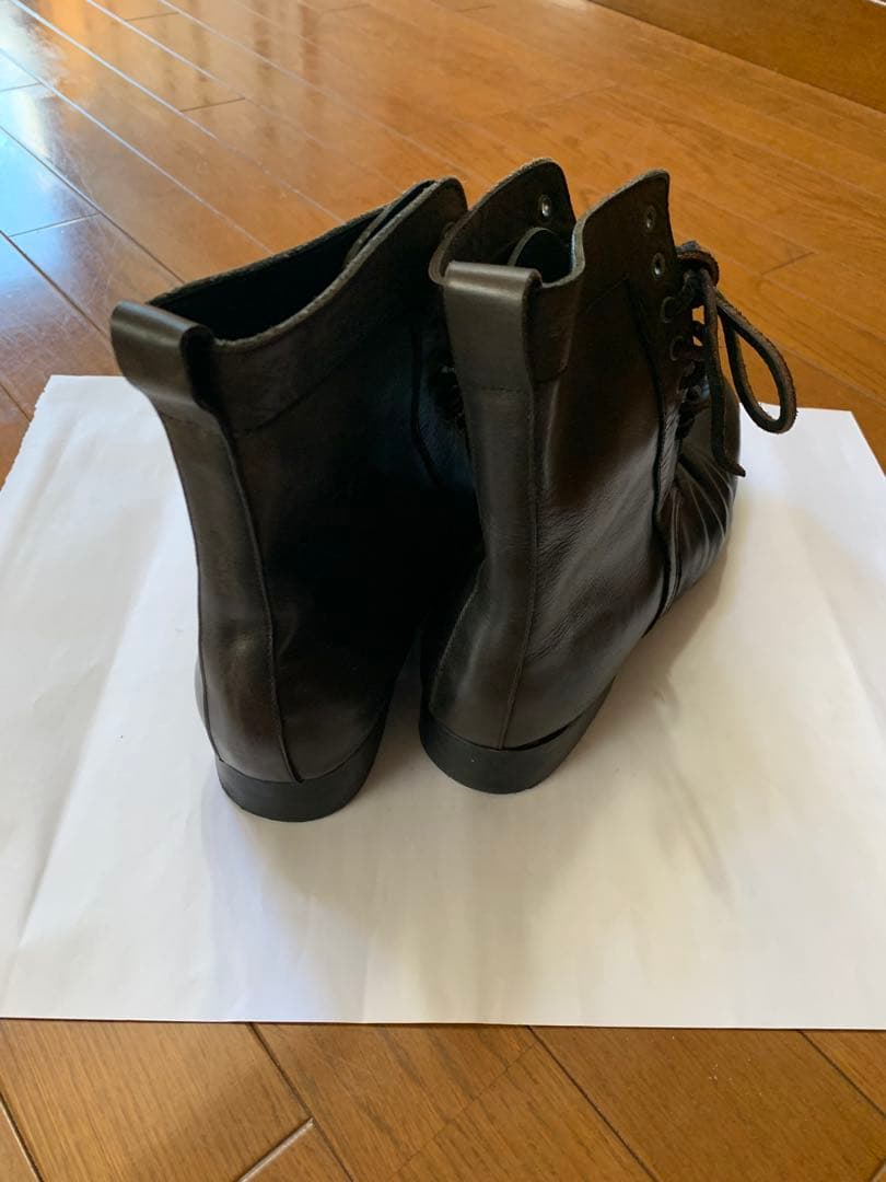 VERB ハンドメイド ブラックレザーブーツ