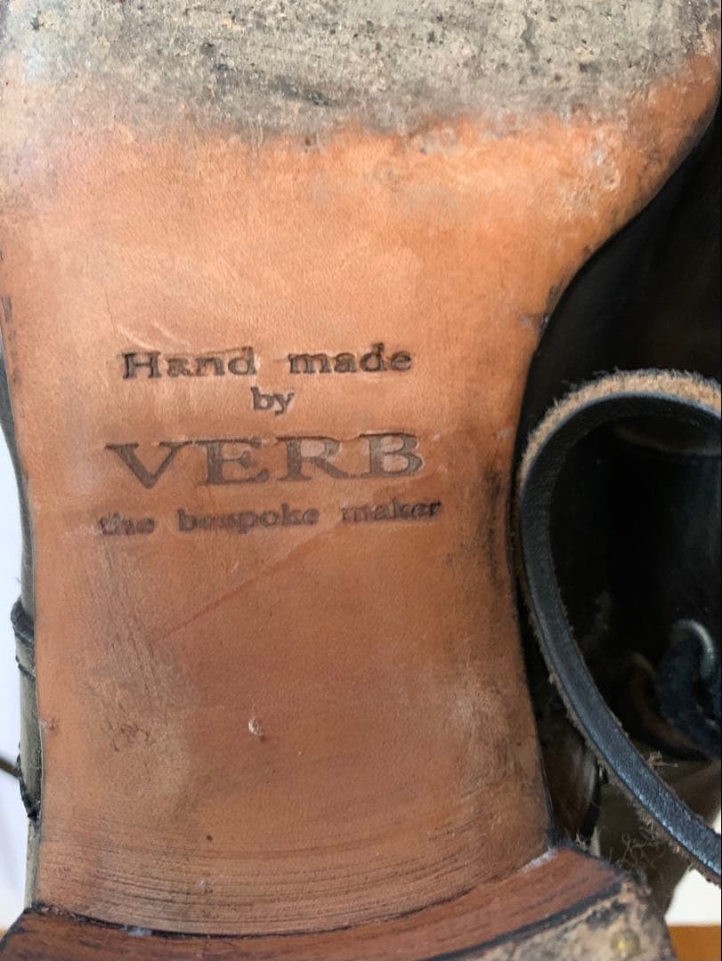 VERB ハンドメイド ブラックレザーブーツ