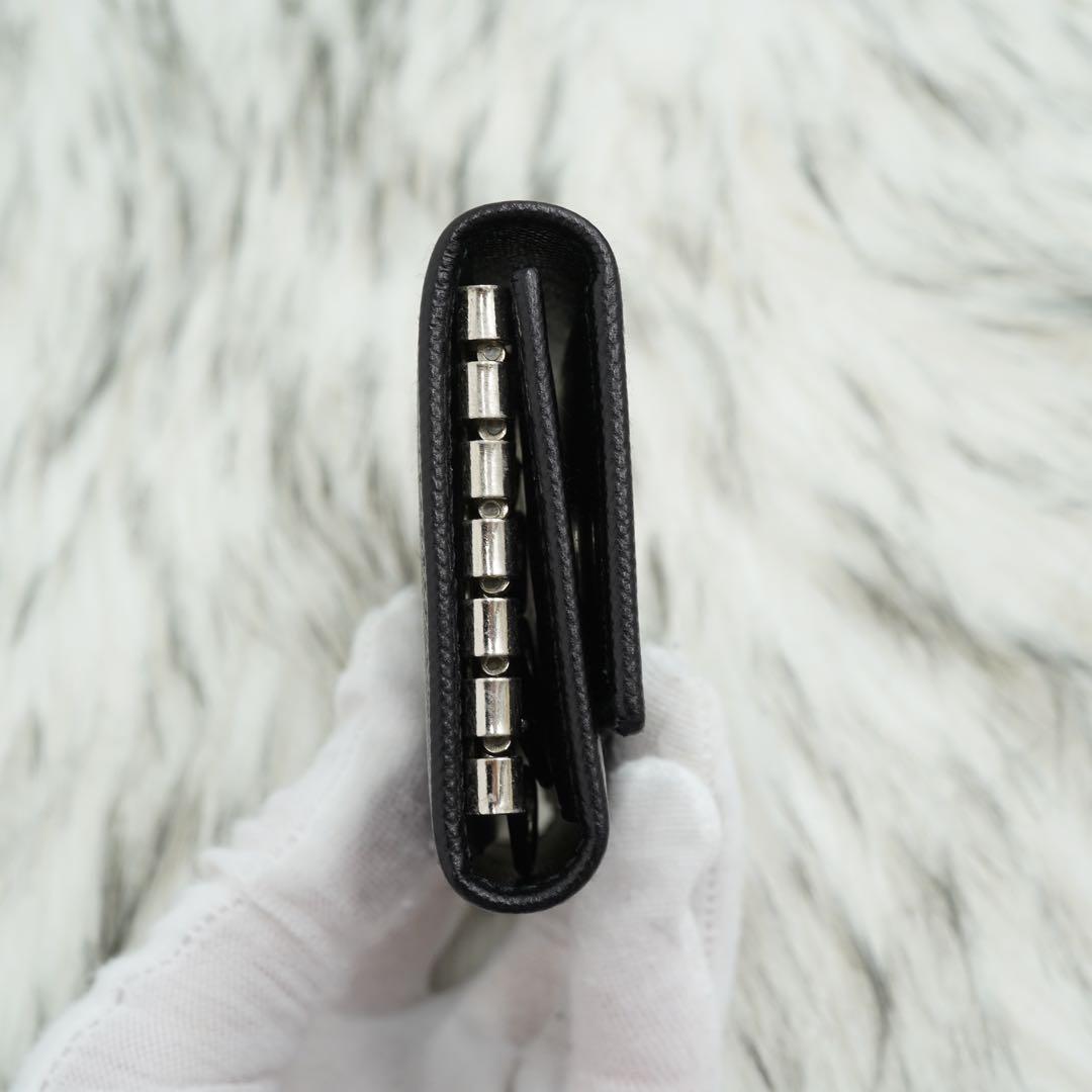 新品未使用品　箱・カード付き　PRADA プラダ　キーケース　サフィアーノ　黒