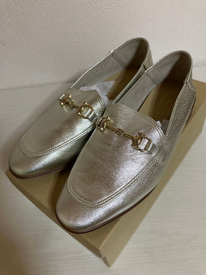 【新品未使用】LETALON⭐︎ フラットシューズ⭐︎シルバー⭐︎レザー⭐︎23.0