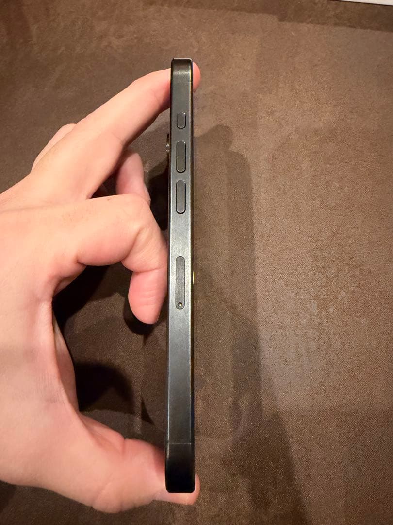 iPhone15Pro 128GB ブラックチタニウム