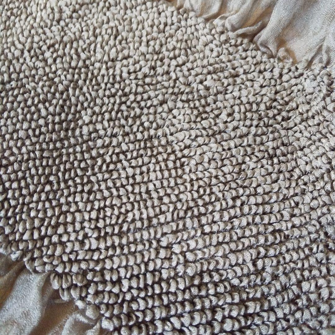 み*ろ様 京都、片山文三朗商店、グレージュの100%シルク手絞りビッグストール