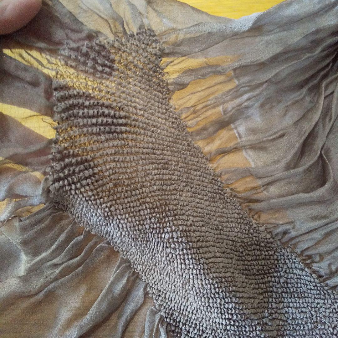 み*ろ様 京都、片山文三朗商店、グレージュの100%シルク手絞りビッグストール