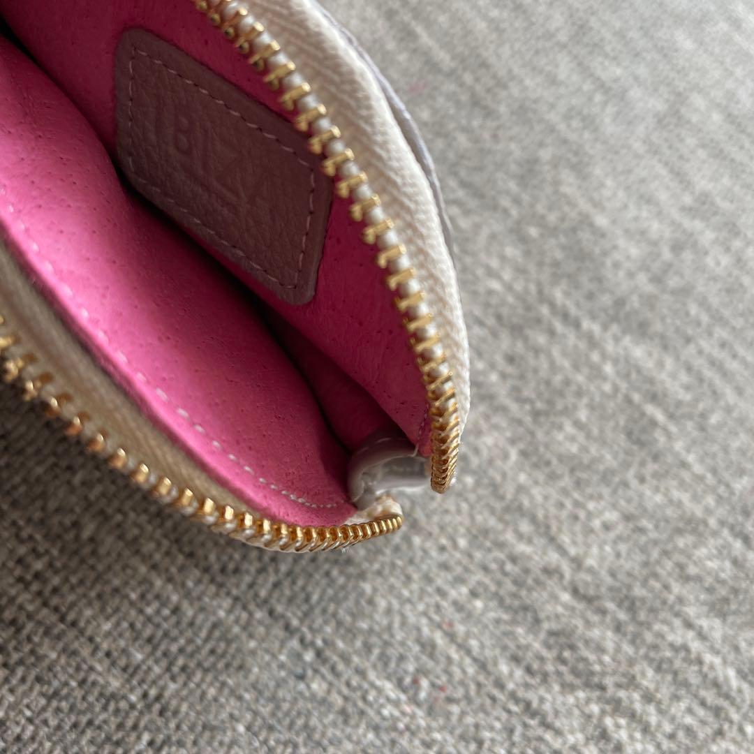 IBIZAイビサ　アニマーダ　牛革　マルチケース象(ゾウ)ケース