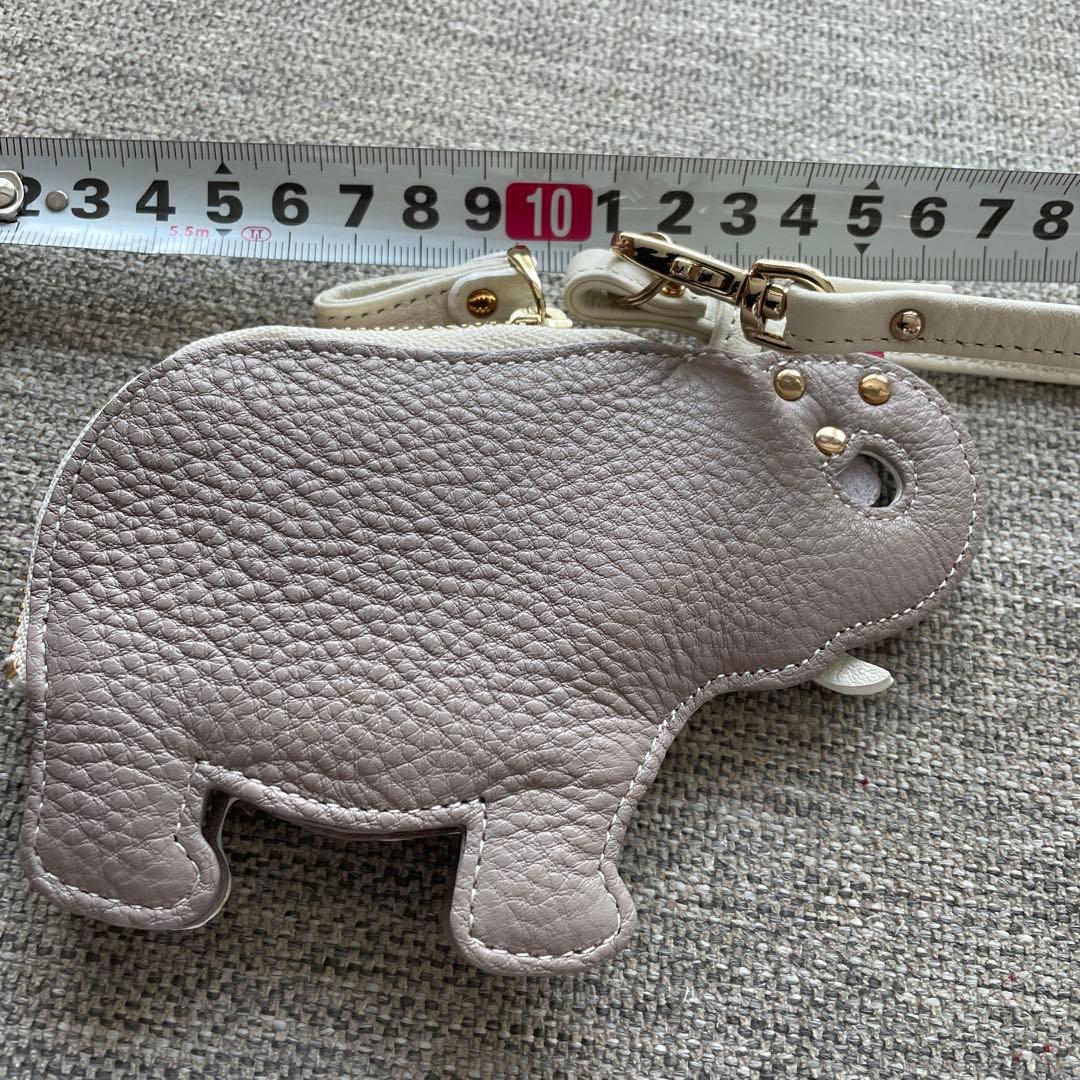 IBIZAイビサ　アニマーダ　牛革　マルチケース象(ゾウ)ケース