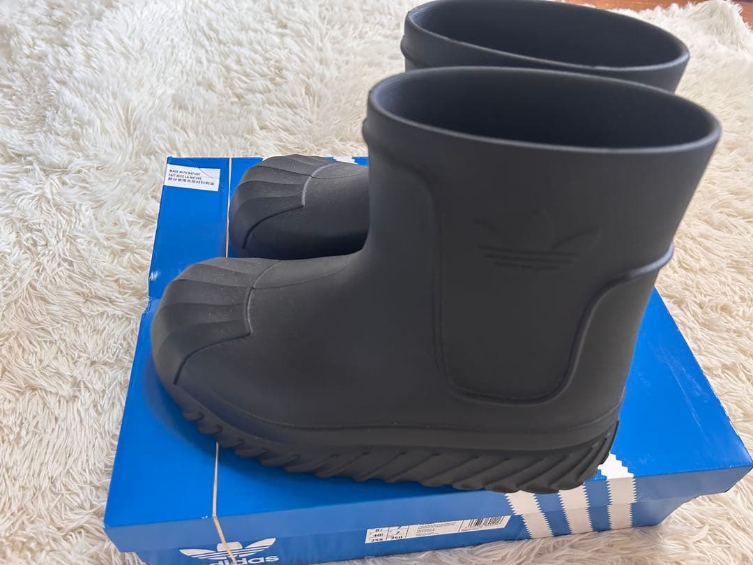 アディダス　ADIFOM SST BOOT W