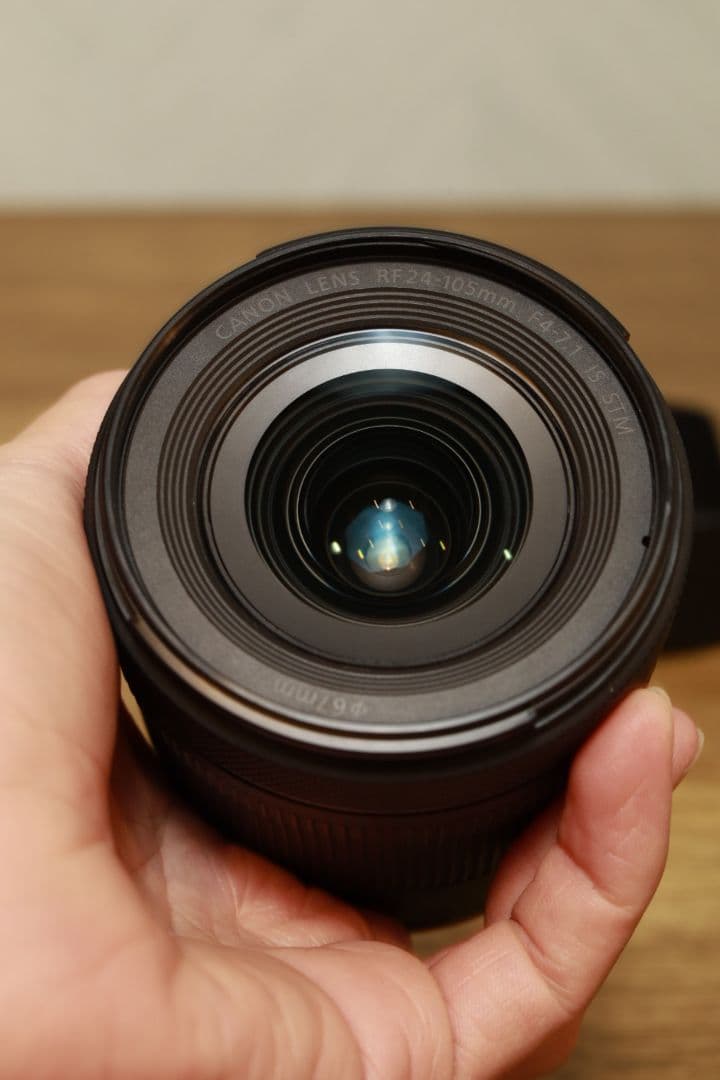 【良品】Canon RF24-105mm F4-7.1 IS STM（フード付）