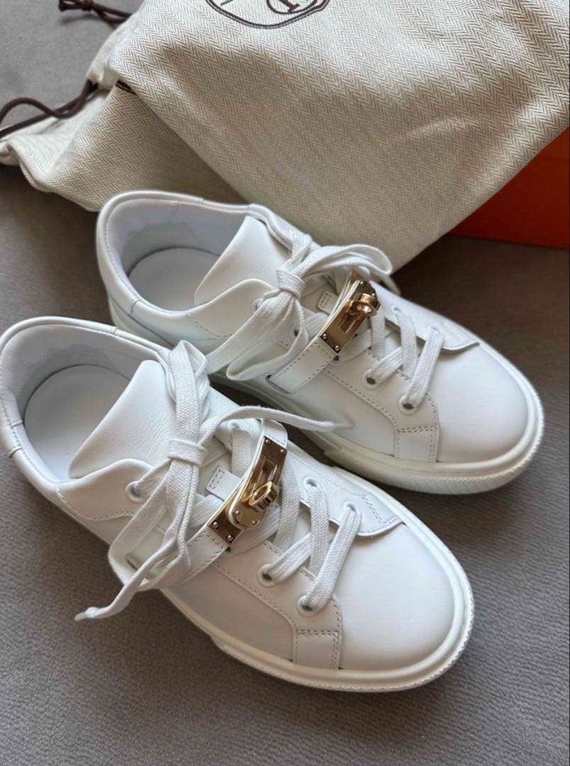 ビヨちゃん エルメス　スニーカー　デイ　35.5 新品未使用