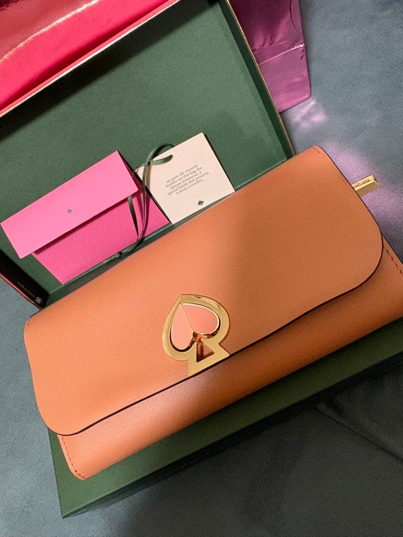 新品　ケイトスペード　長財布　ピンク