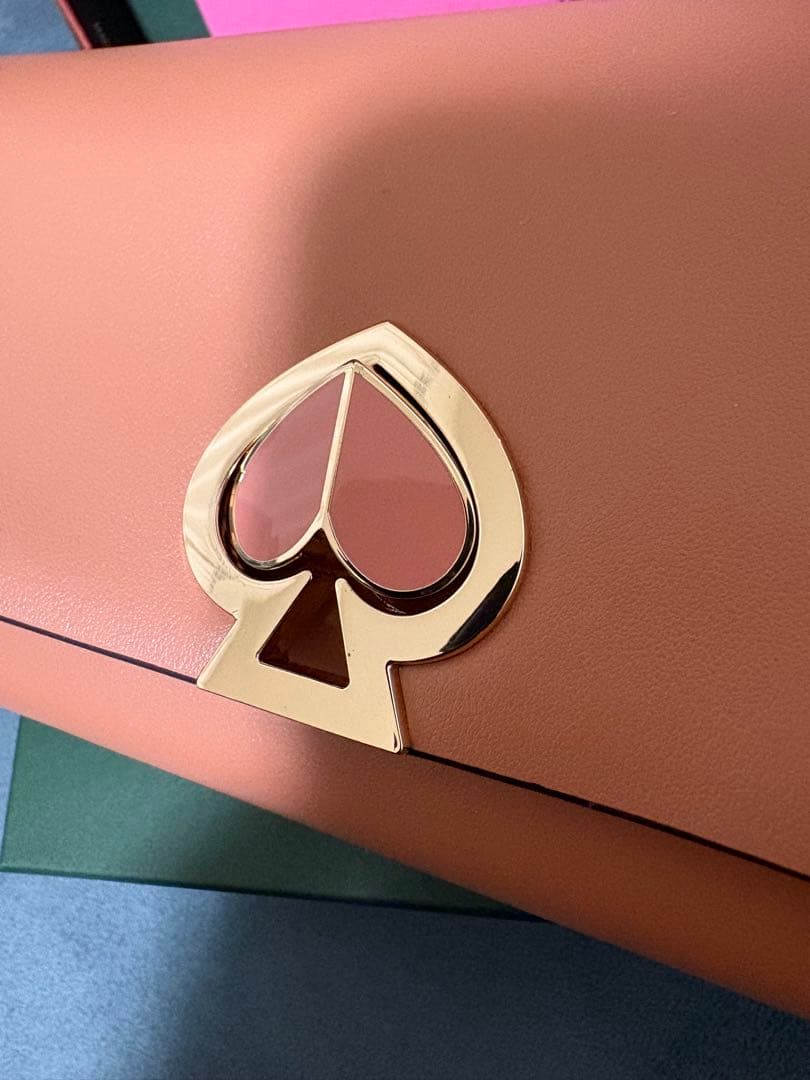 新品　ケイトスペード　長財布　ピンク