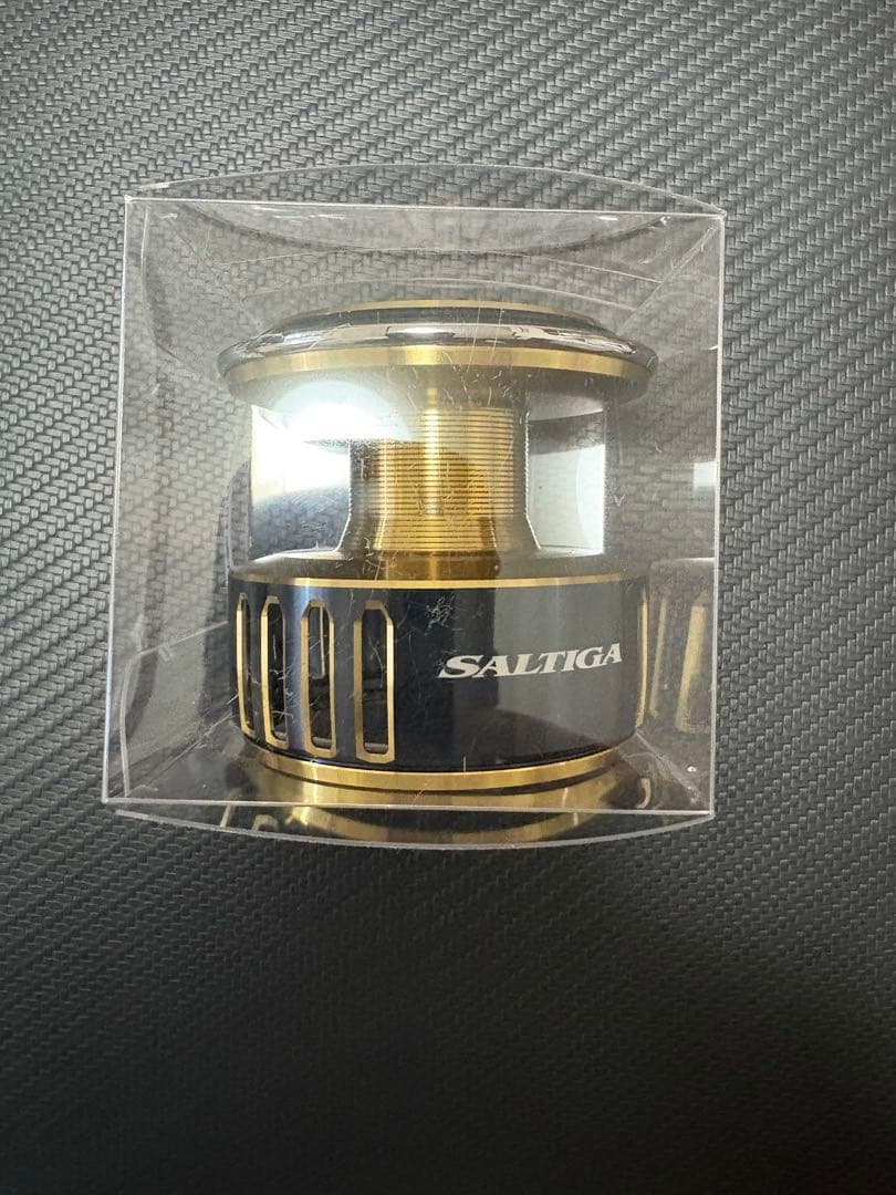 【新品未使用】25SALTIGA 14000 スプール+ドラグノブ